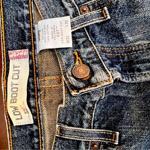Levi’s 527  32x32. Like new. Excellent condition